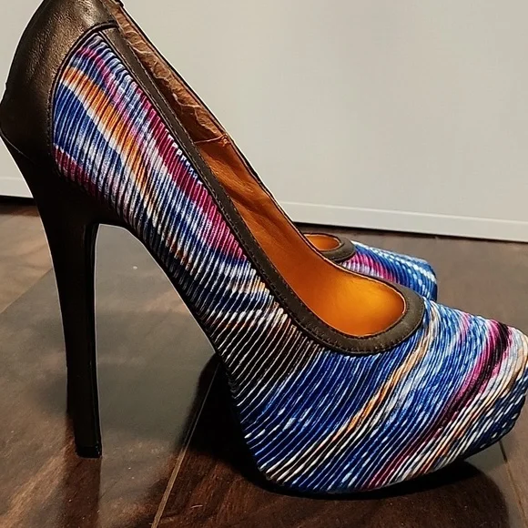 Platform heels - Picture 4 of 7
